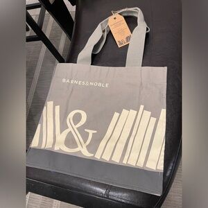NWT Barnes & Noble collab with re wrap tote bag